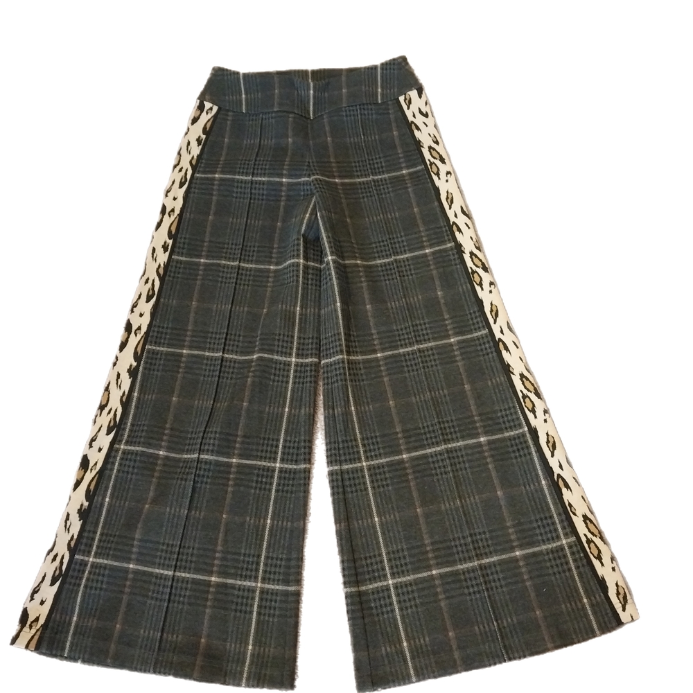 Stylish Plaid Wide-Leg Pants with Animal Print Accent